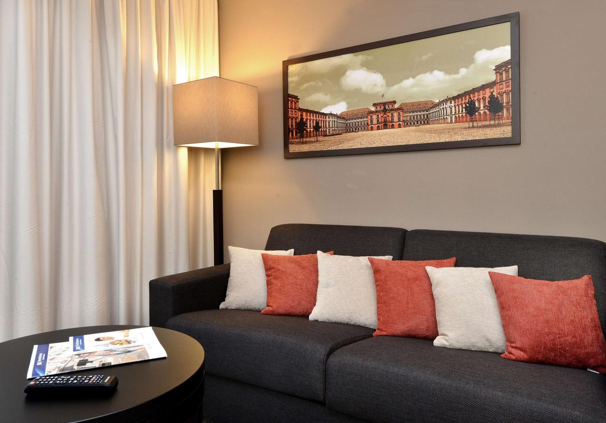 Best Western Plus Delta Park Hotel Mannheim Exterior photo